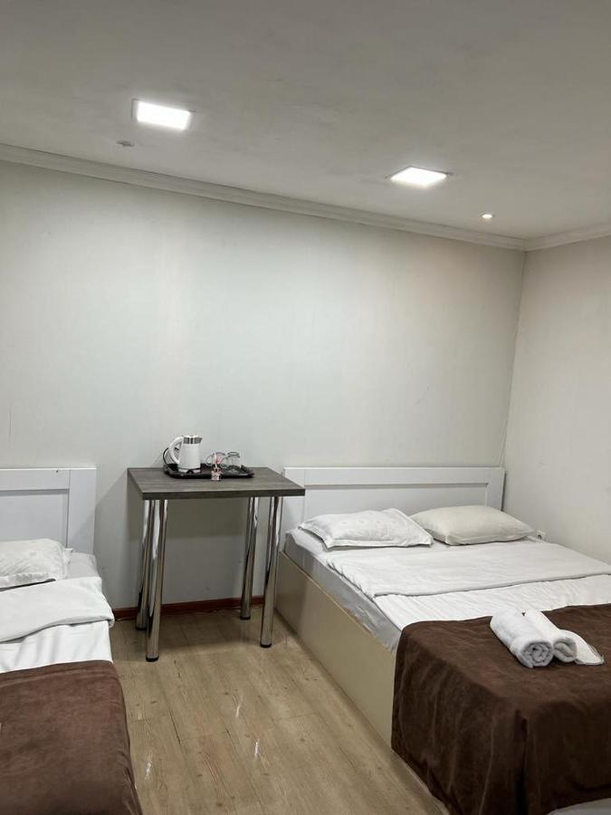 Elno Hotel Tbilisi Buitenkant foto